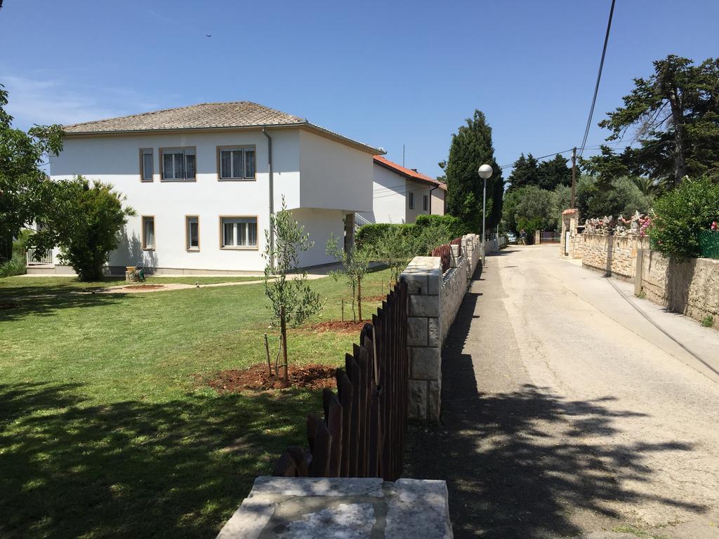 ホテル Kosovic Family House メドゥリン エクステリア 写真