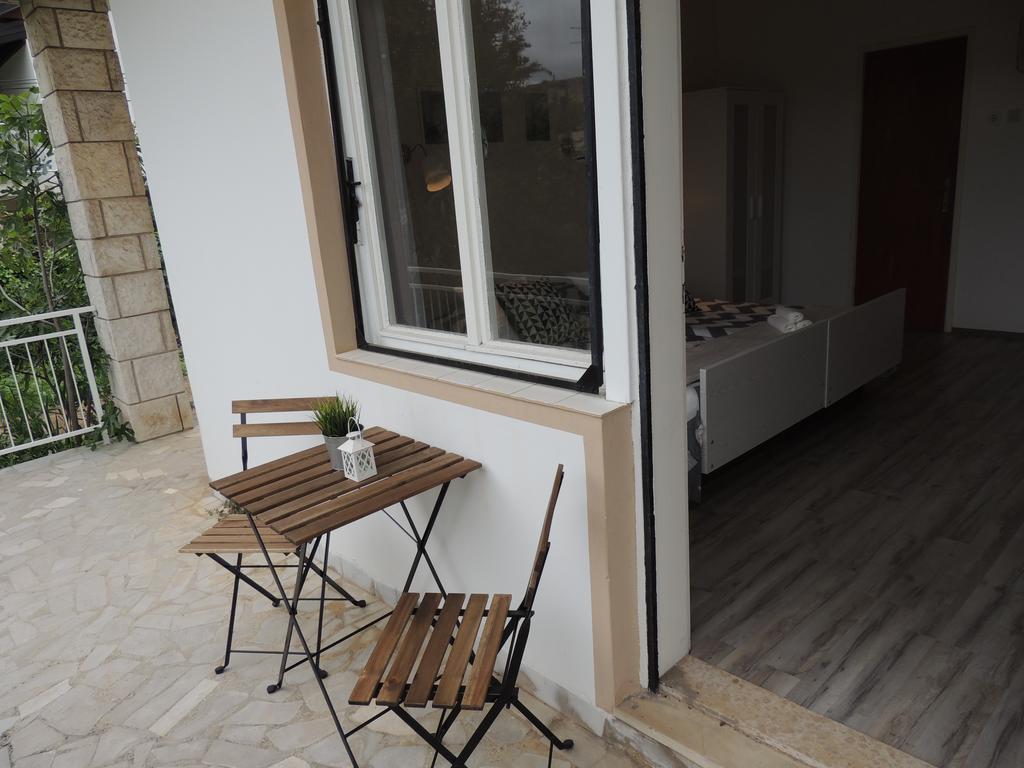ホテル Kosovic Family House メドゥリン エクステリア 写真